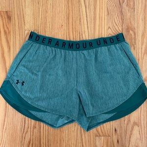 Under Armour | Green Shorts